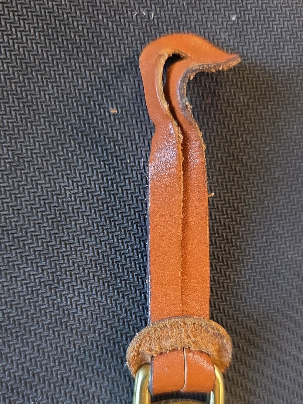 Vintage Dooney & Bourke Tan Leather Charm Fob with Gold Duck Medallion Hangtag - Picture 4 of 5